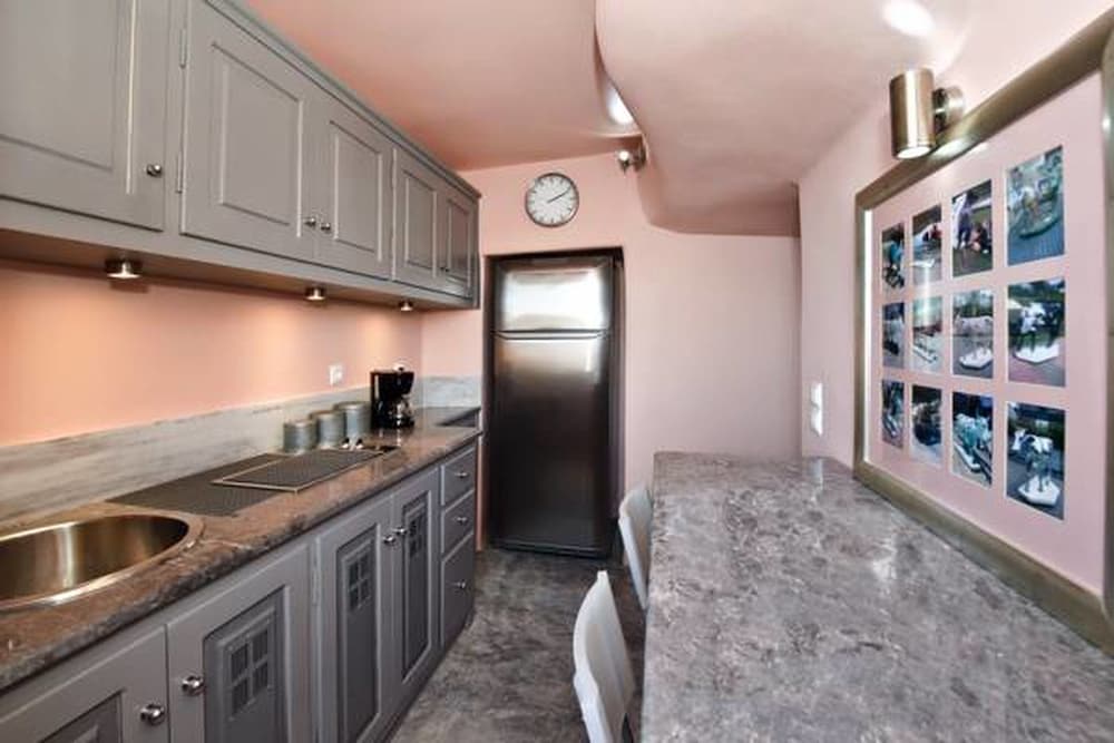 Theodora Suites - Adults Only 5/48