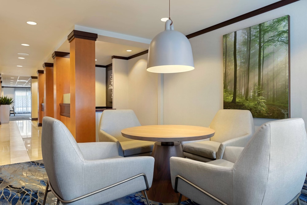 Fairfield Inn Suites Rockford 46/46