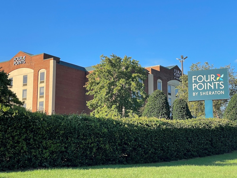 Four Points by Sheraton Greensboro Airport 60/63