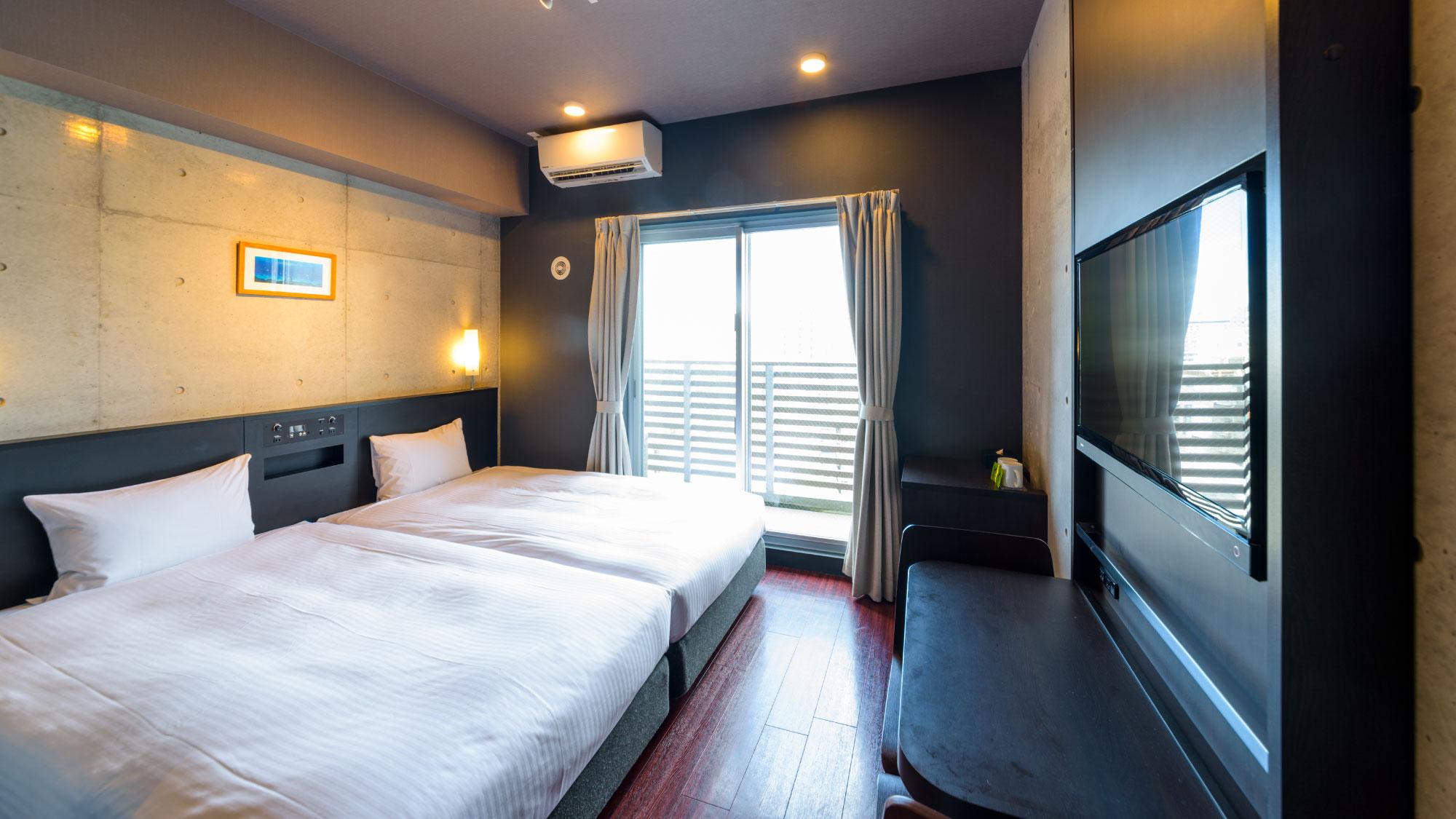 Hollywood, Premium, Twin Beds, New Wing, High Floor