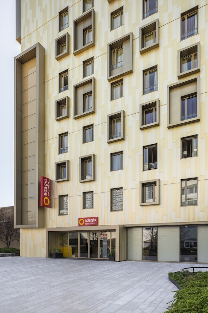 Aparthotel Adagio la Defense Courbevoie 3/70