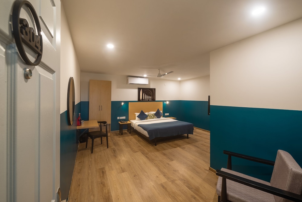 Olive Zip Kalyan Nagar by Embassy Group 25/30