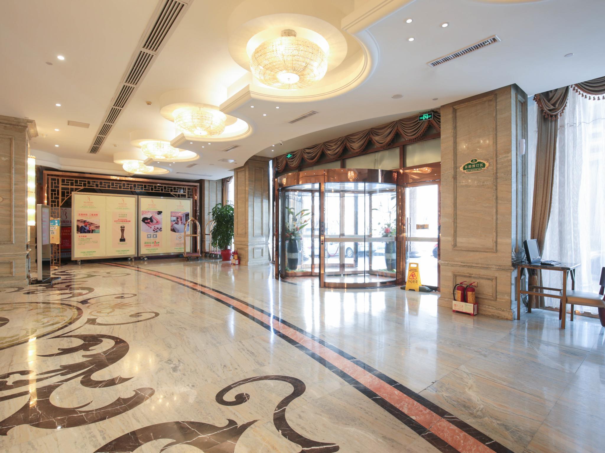 Vienna Hotel Tianjin Guizhou Road 17/62