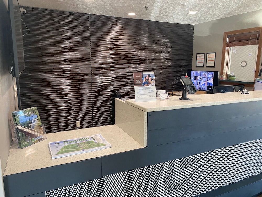 Baymont by Wyndham Danville IL 5/41