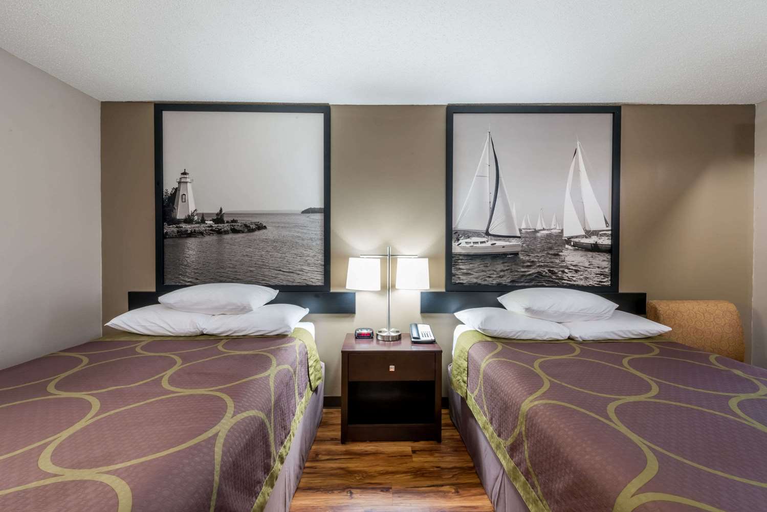 Super 8 By Wyndham Alexander City 16/29