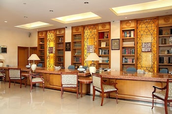 Culture Plaza Hotel Zhejiang 17/25