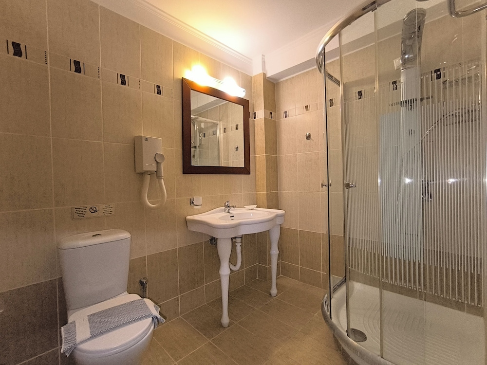 ANASTAZIA HOTEL 41/44