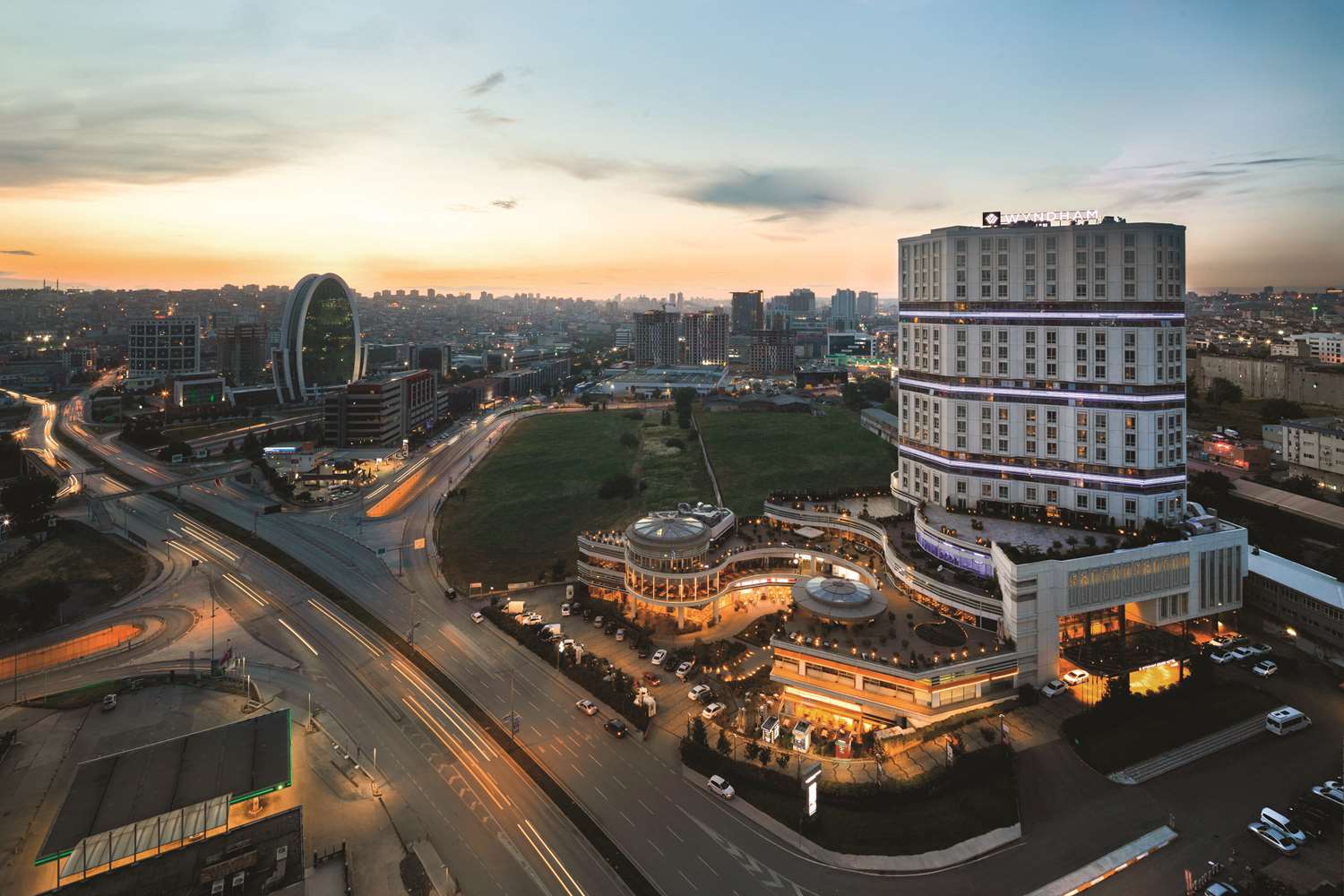 Wyndham Grand Istanbul Europe 6/72