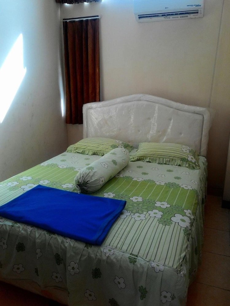 Imam Bonjol Hostel 3/15