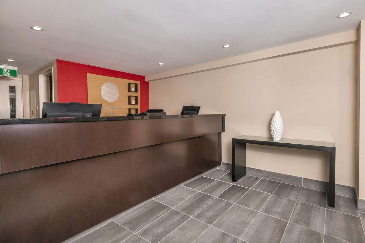 Comfort Inn Ottawa East 2/7