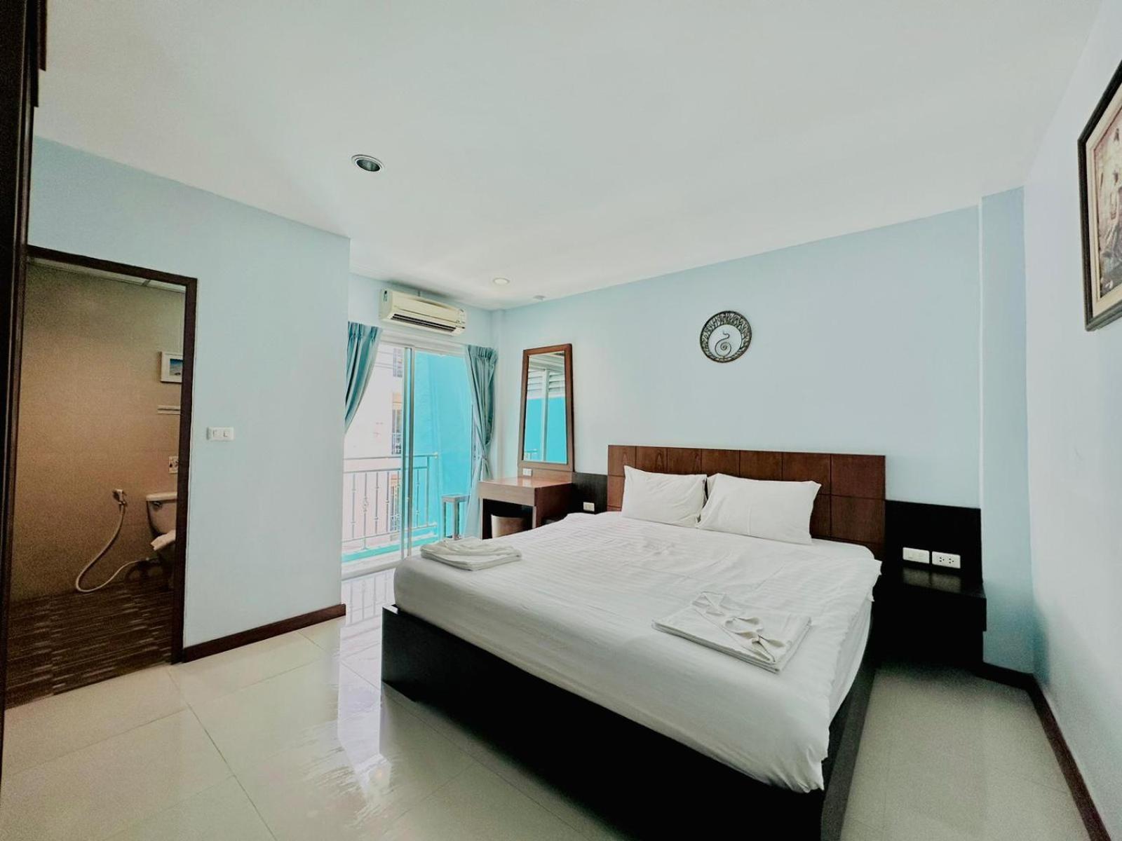 Cokoon Deva Patong Hotel 27/38