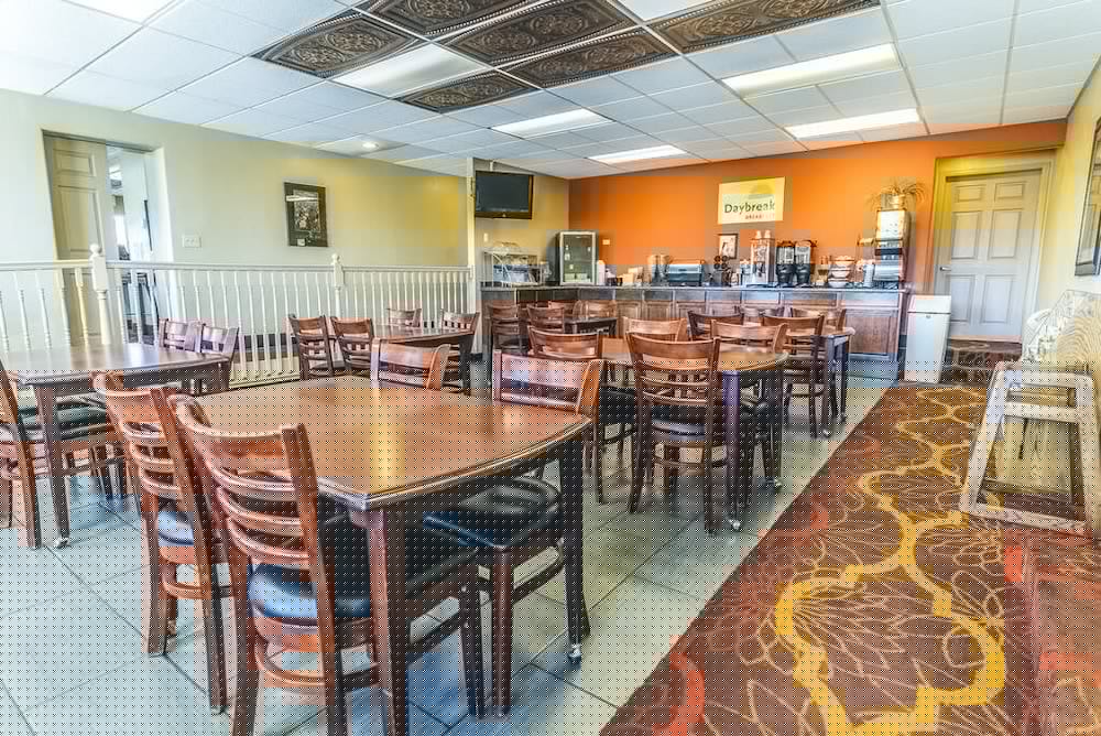 Days Inn by Wyndham Montrose 36/44
