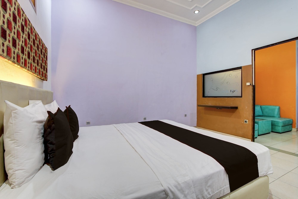 Hotel O Solo near RS JIH Solo formerly Azifa Inn 22/27
