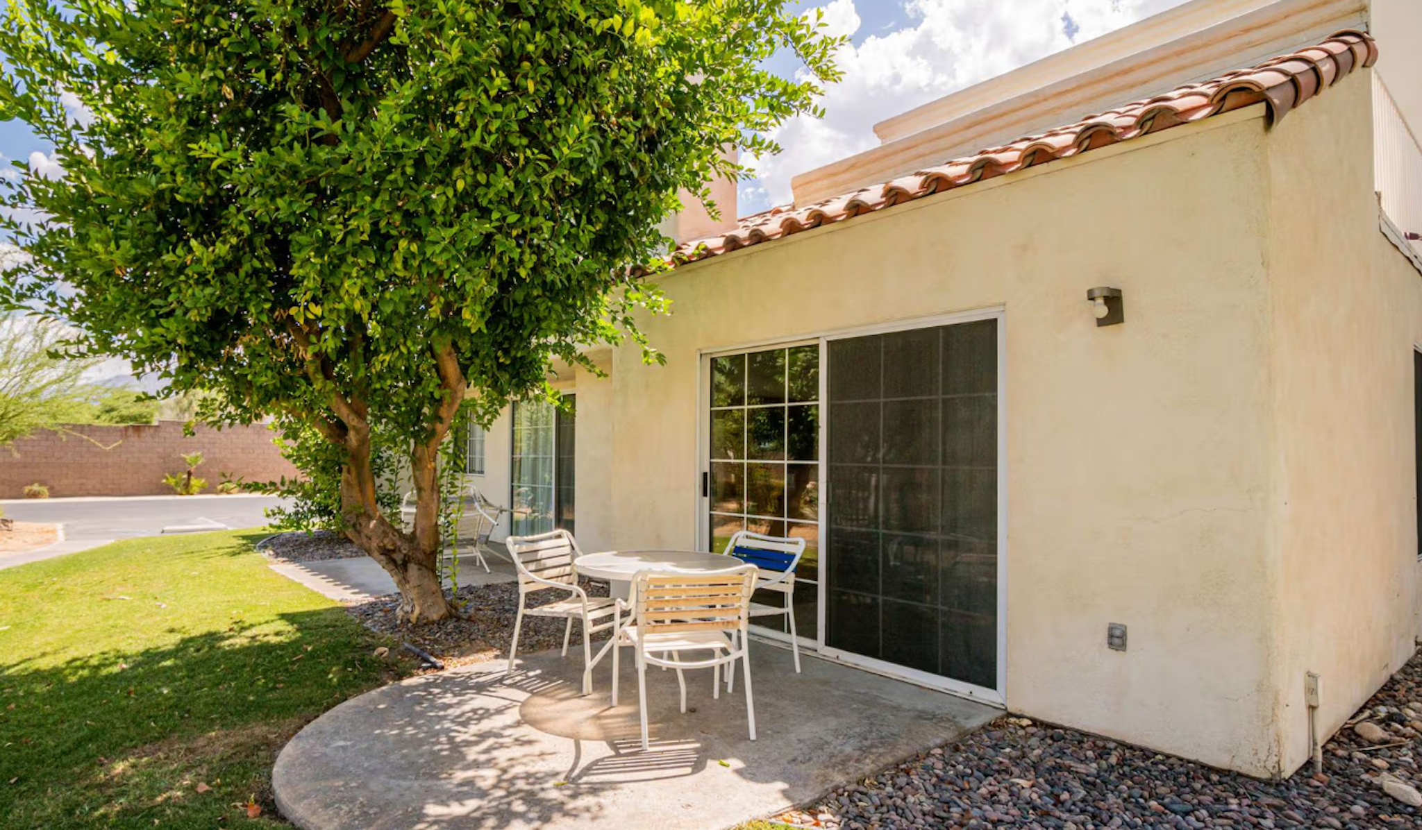 Desert Breezes Resort 5/54