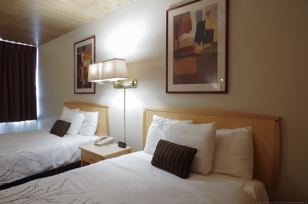 EasyStay Inn & Suites Fernie 18/37