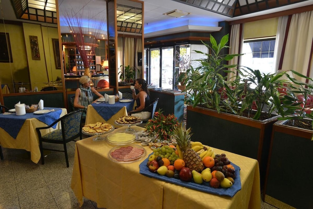 HOTEL GALLES 16/31