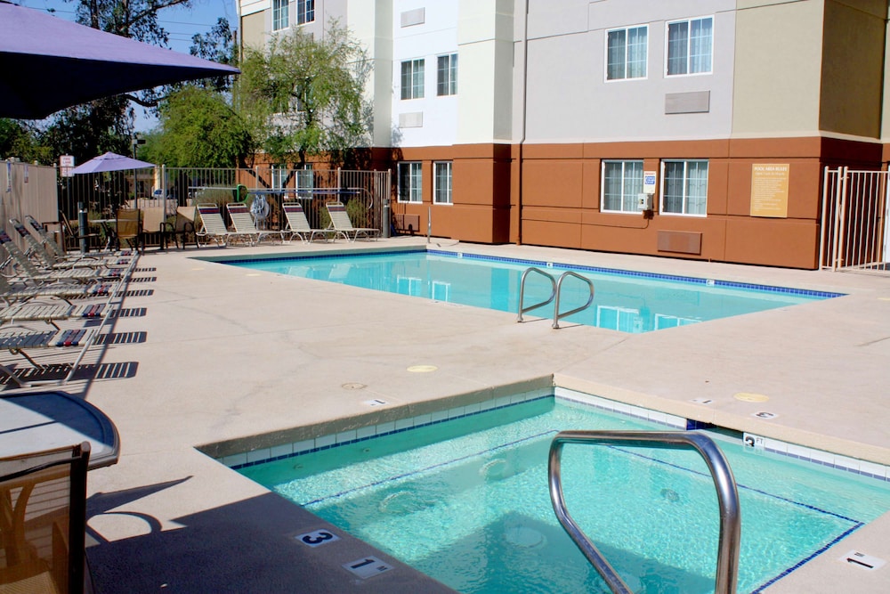 Sonesta Simply Suites Phoenix Glendale 3/32