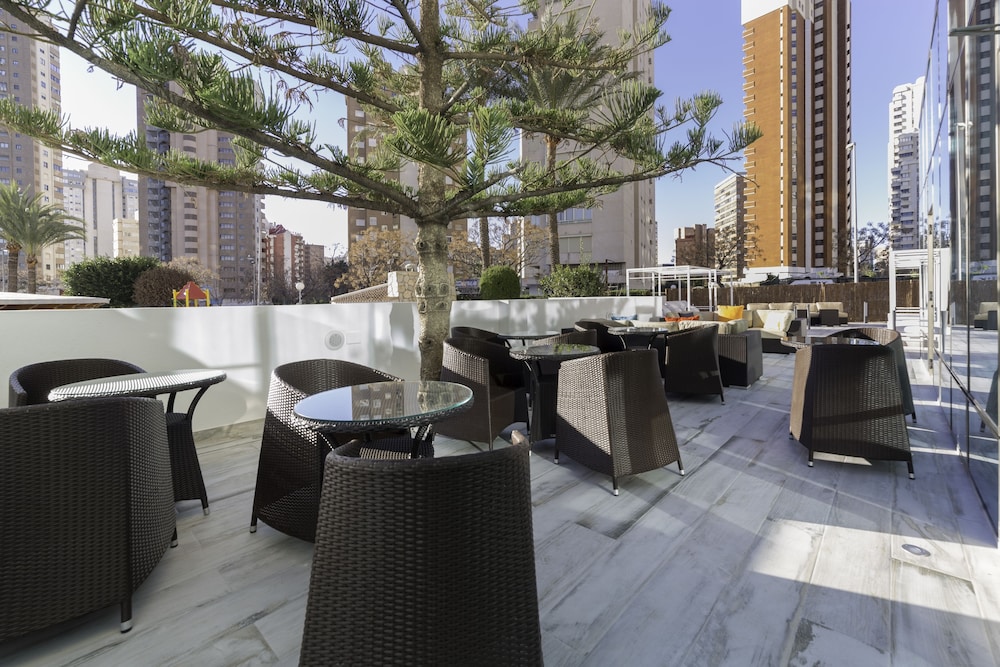 Sandos Benidorm Suites 33/50