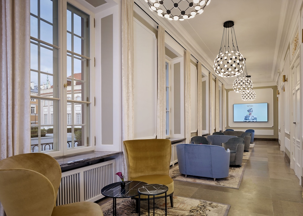 Hotel Verte, Warsaw, Autograph Collection 33/50
