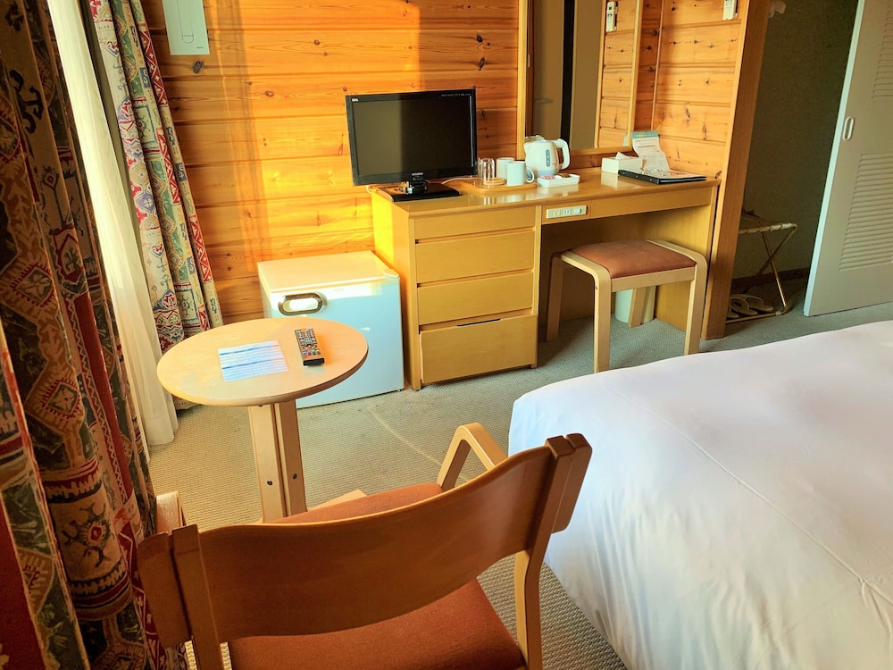 Okubiwako Makino Grand Park Hotel 28/46
