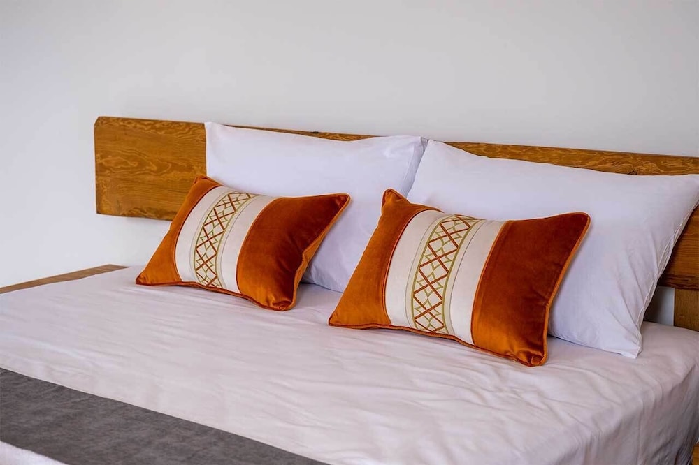Foca Kybele Hotel 8/17