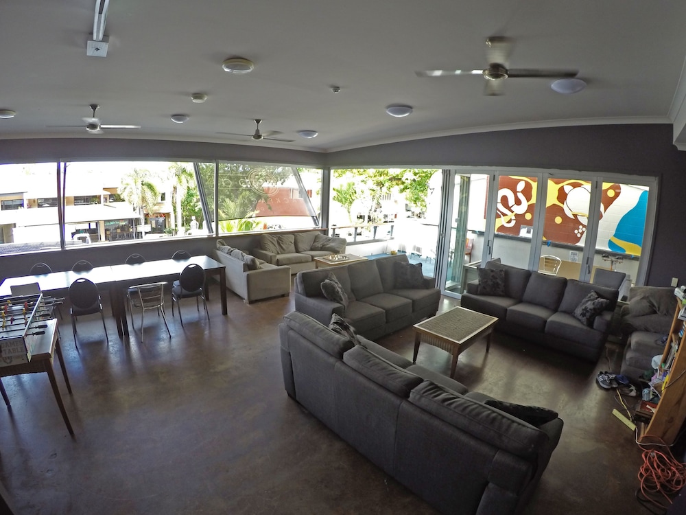 Global Backpackers - Port Douglas 17/29