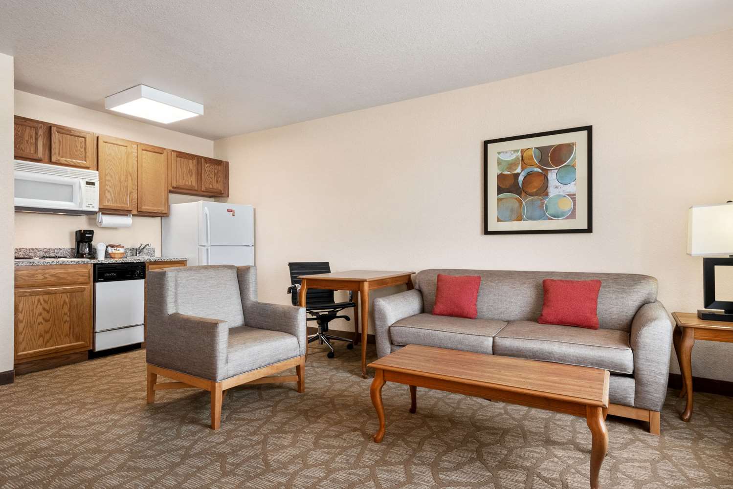 Hawthorn Suites By Wyndham Decatur 9/35