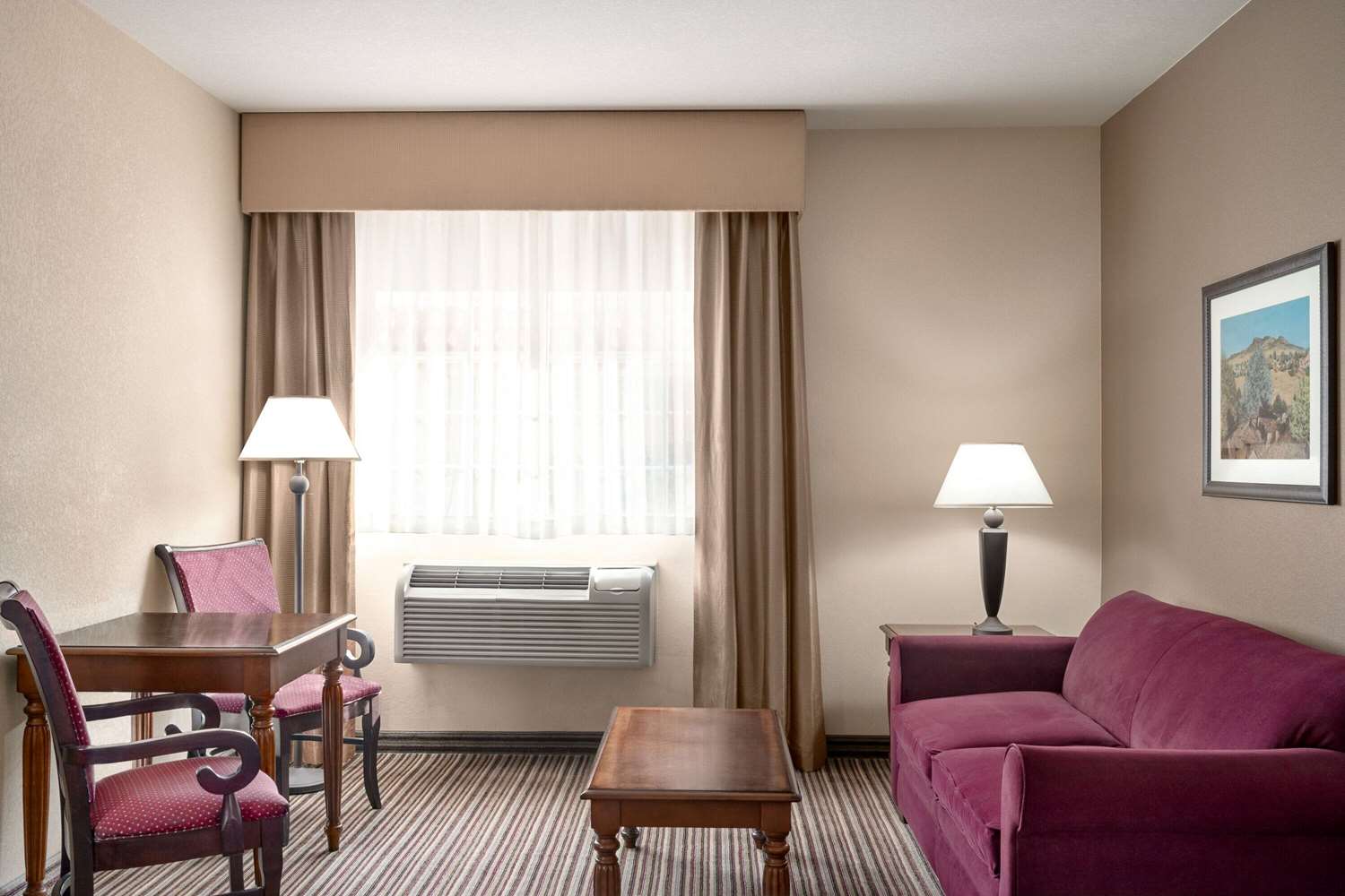 La Quinta Inn & Suites by Wyndham Trinidad 41/61