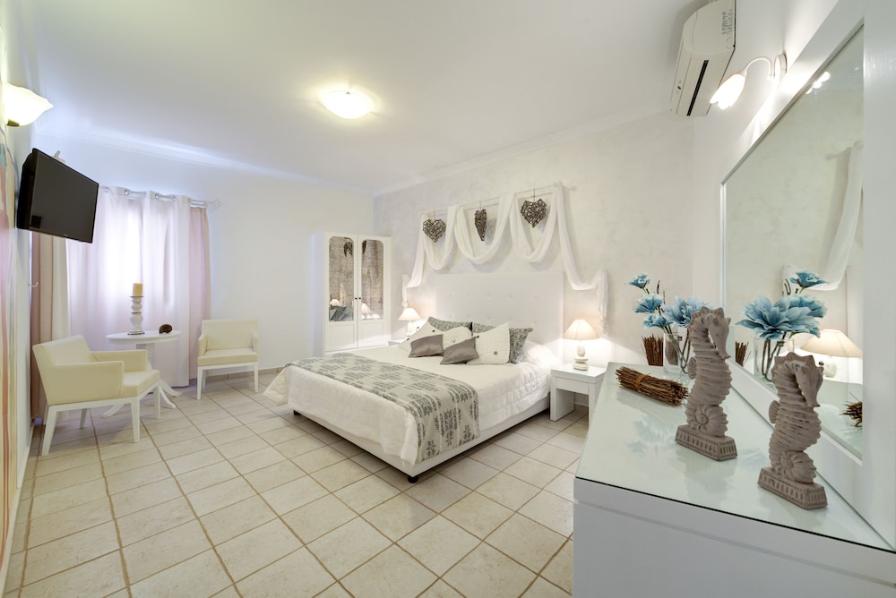 Dream Island Hotel 15/50