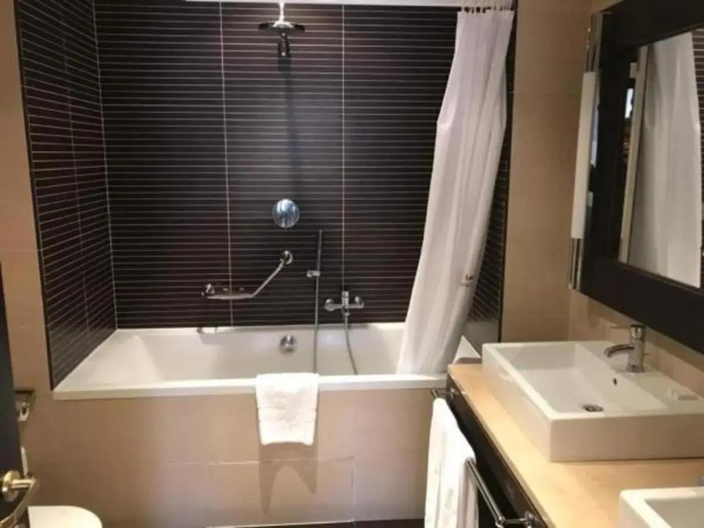 Laico Lake Victoria Hotel 31/32