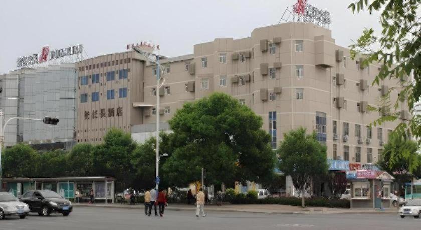 Jinjiang Inn (Weihai High-speed Railway Station Qingdao South Road) 44/50