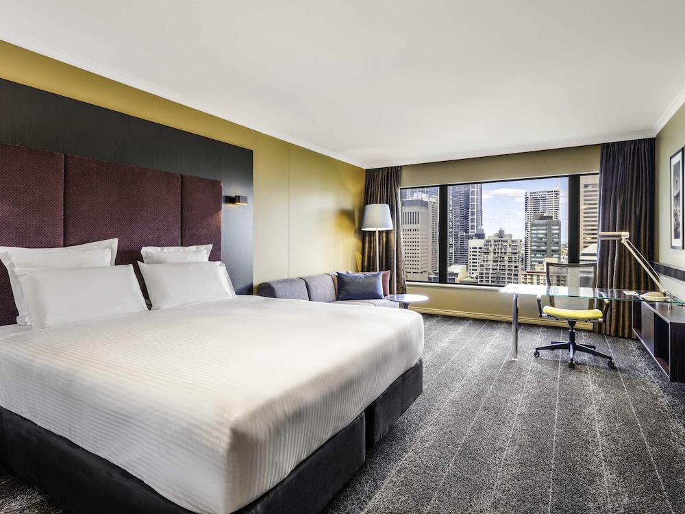 DELUXE, KING BED, PARK VIEW