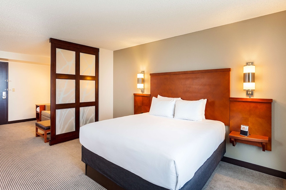 Hyatt Place Sacramento Roseville 14/67