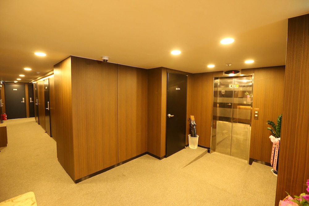 TRIPSTAY Myeongdong 4/31