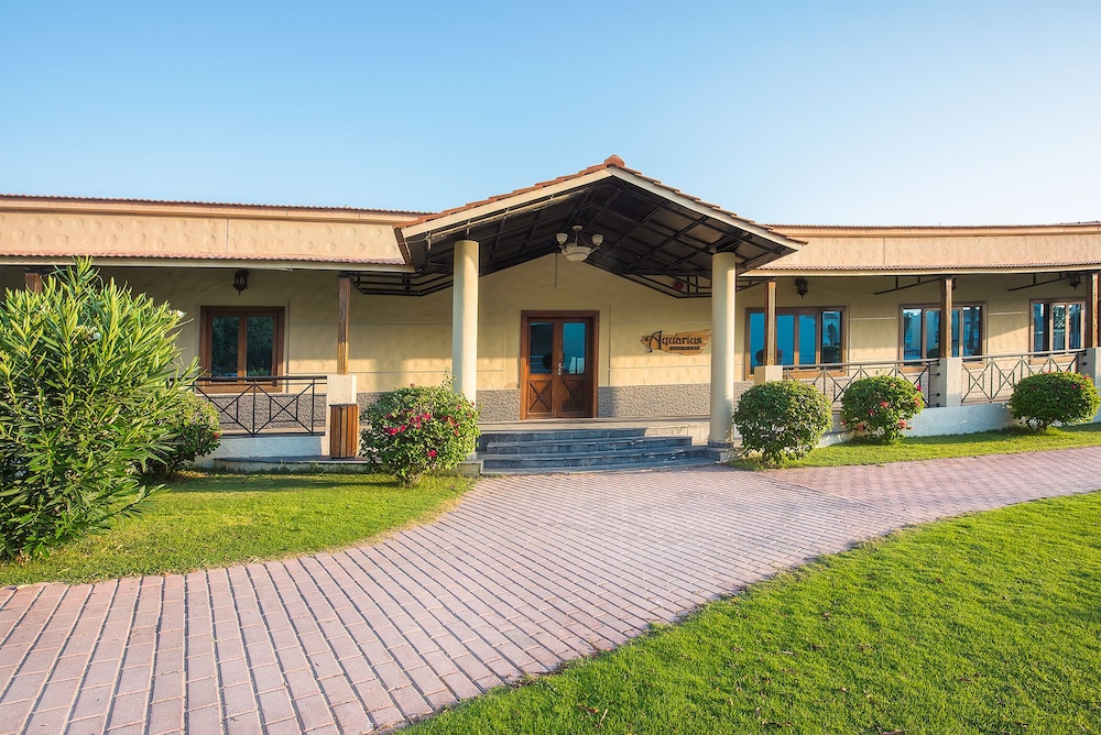 Barracuda Resort 49/52