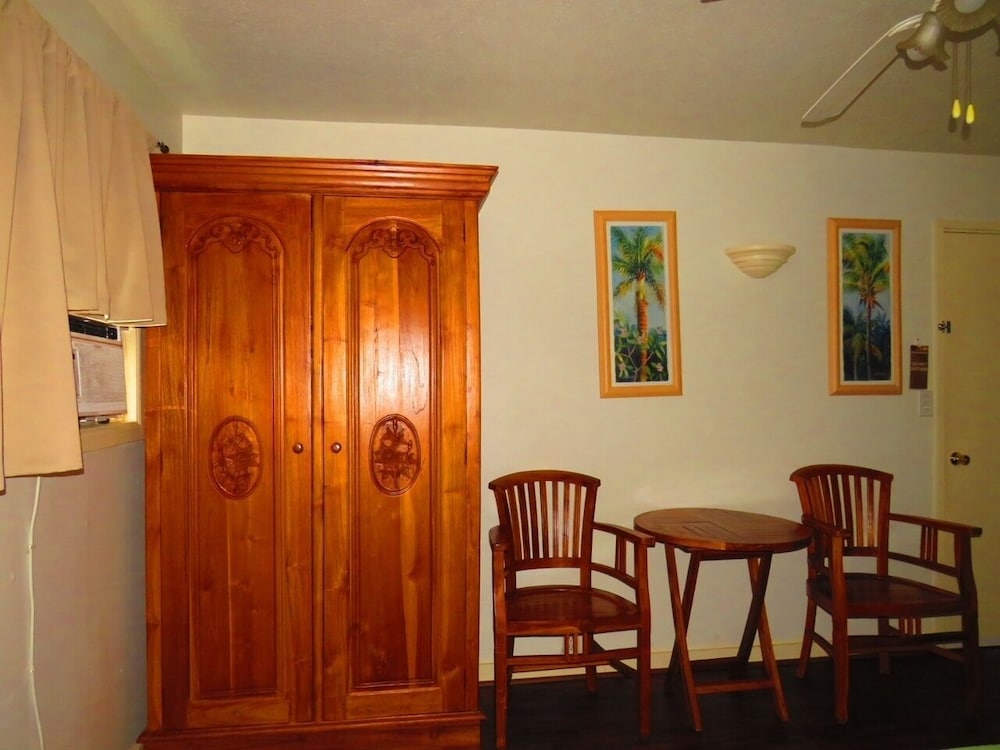 Kauai Palms Hotel 36/51