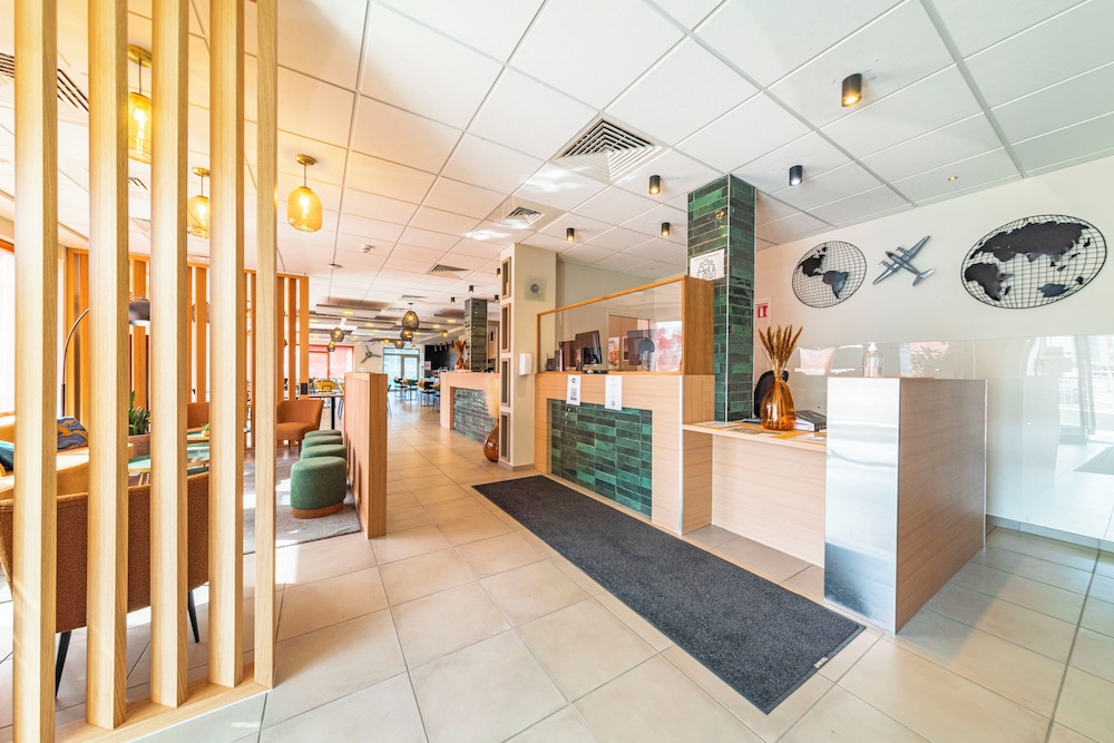 Lobby at Mandarina Hotel Luxembourg Airport, Niederanven