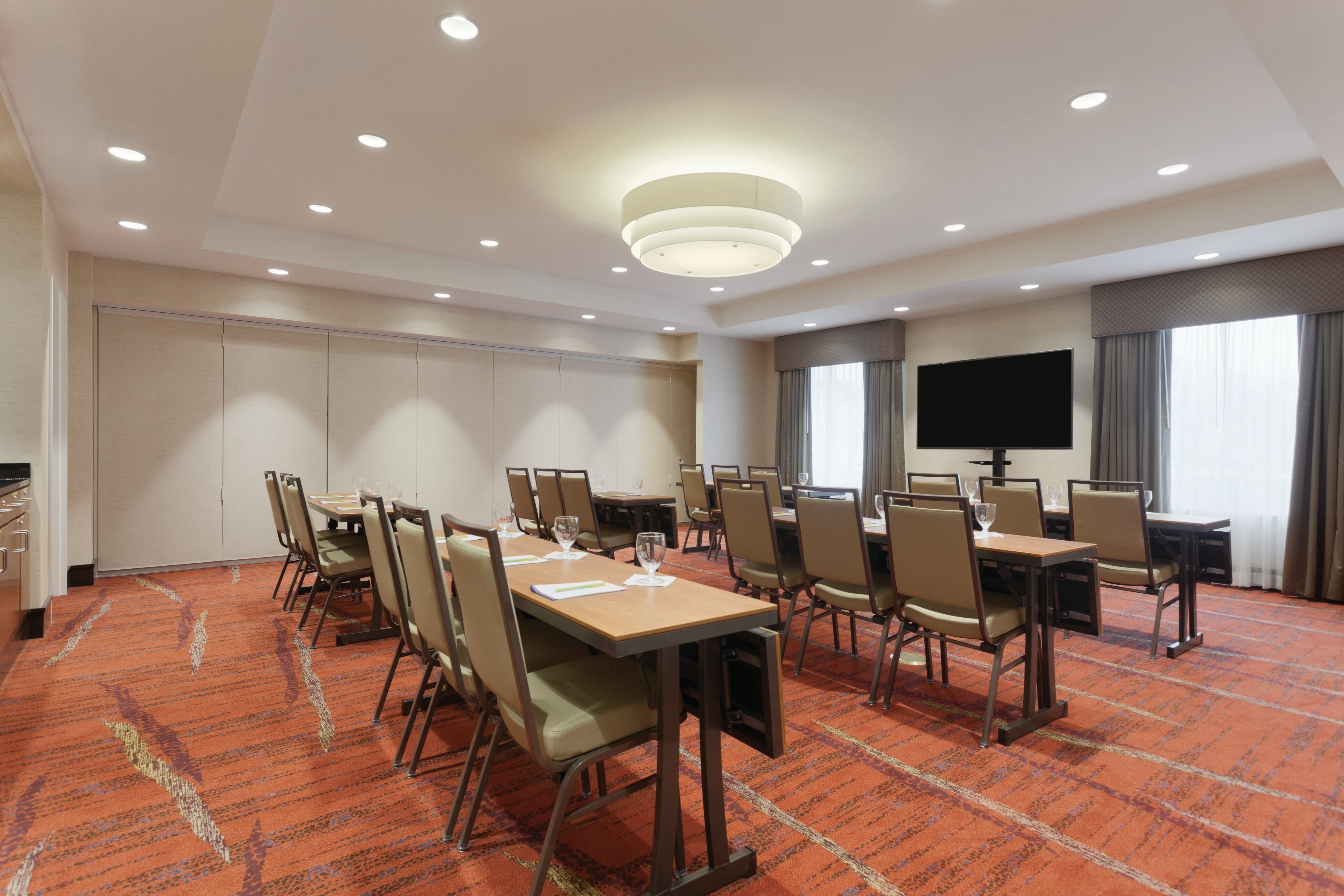 Hilton Garden Inn Falls Church 53/57