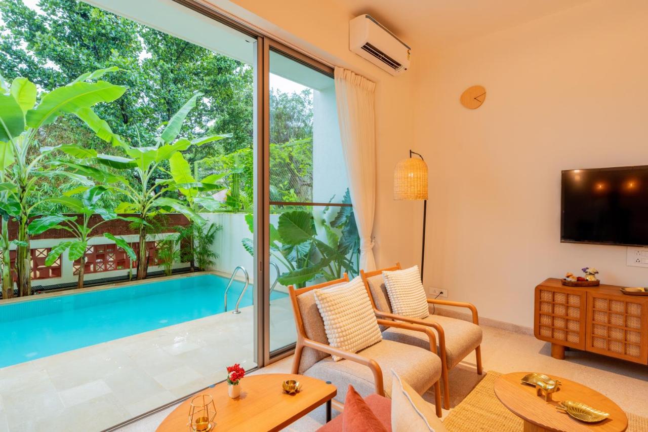 ELIVAAS 3BHK with Pvt Pool Mirai Taurus 70/79