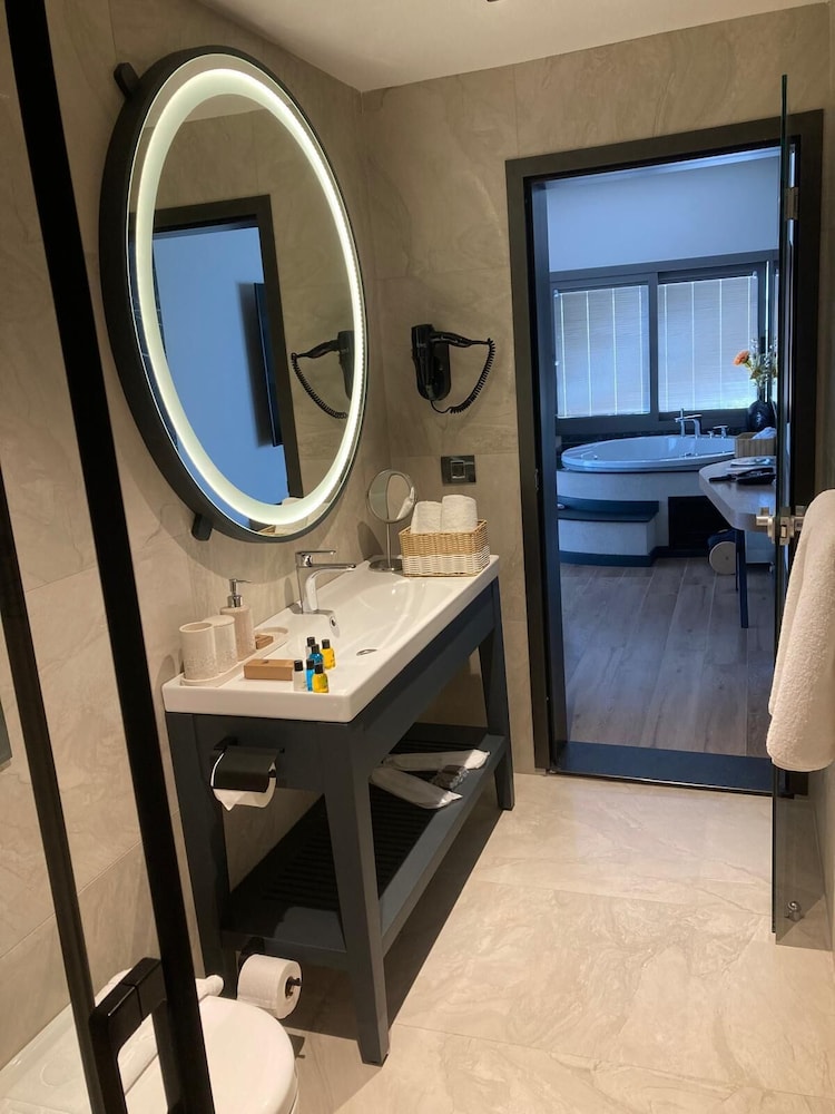 Rudis Otel 50/50