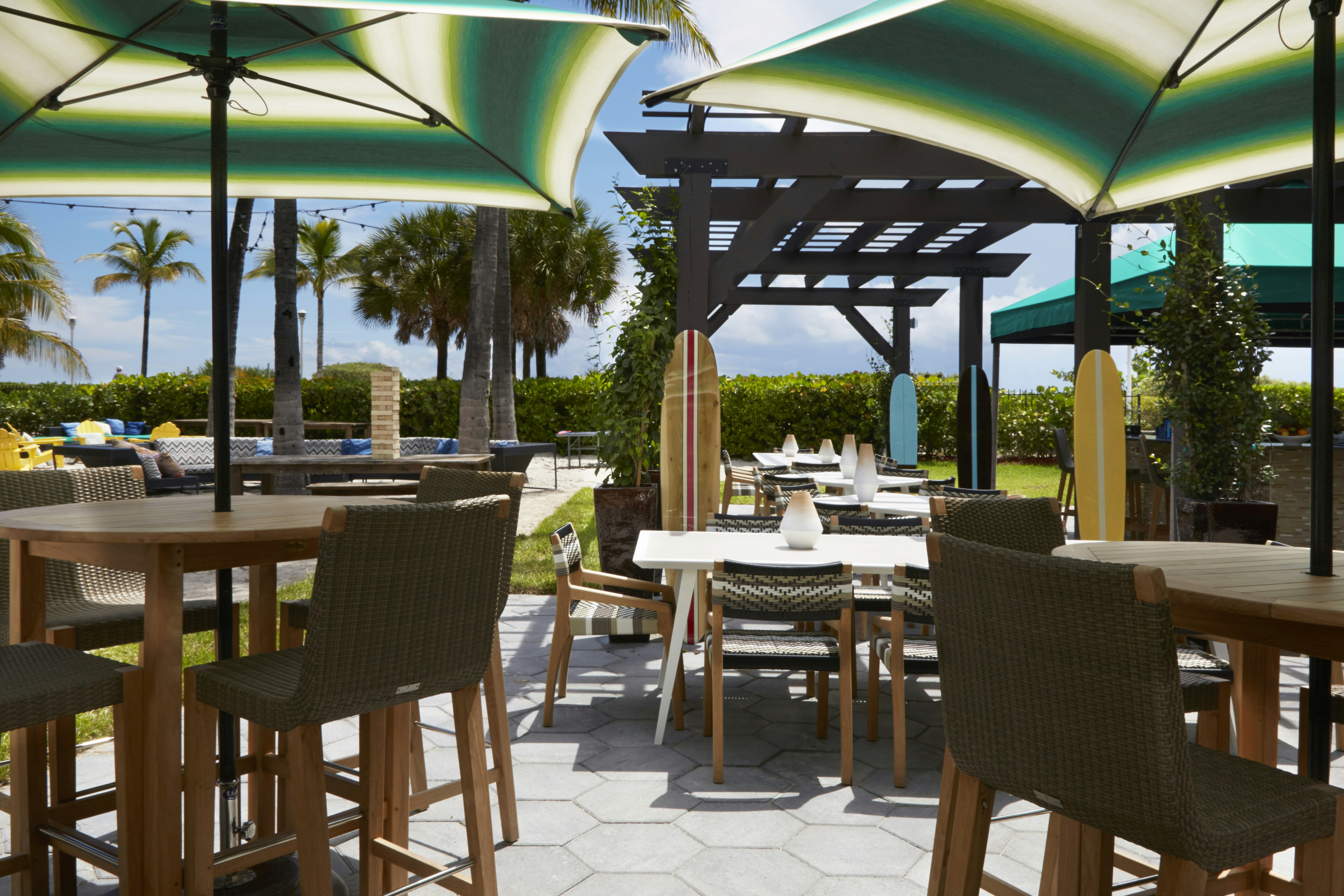 Kimpton Surfcomber Hotel 58/80