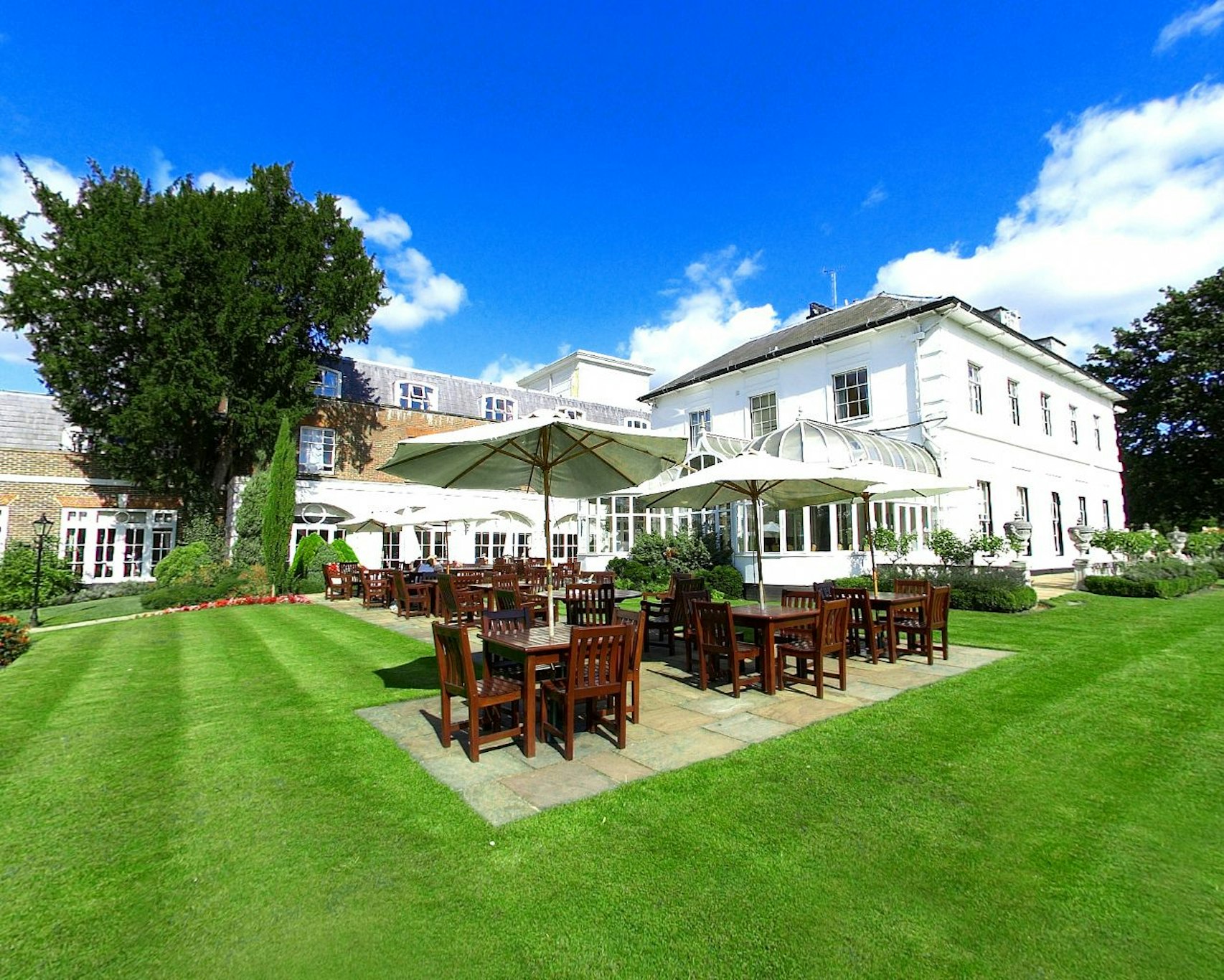 West Lodge Park Hotel 41/42