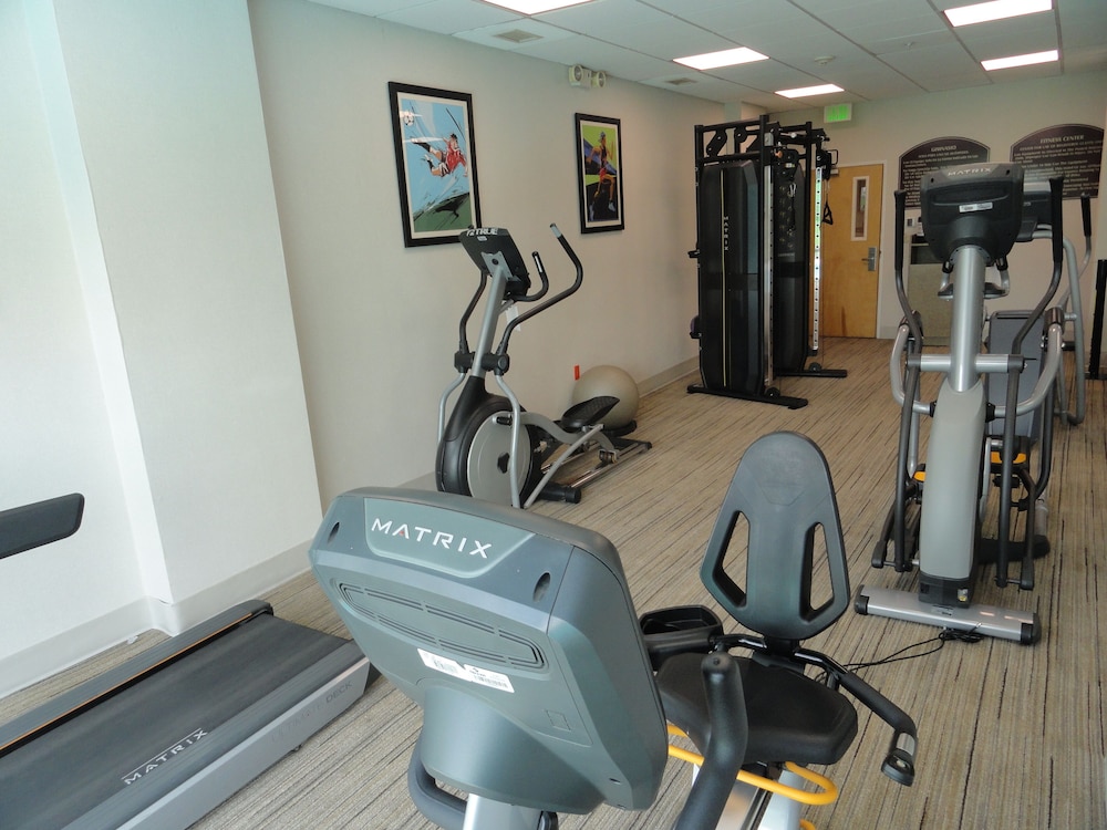 Holiday Inn Express Hotel and Suites Toluca Zona Aeropuerto 43/72