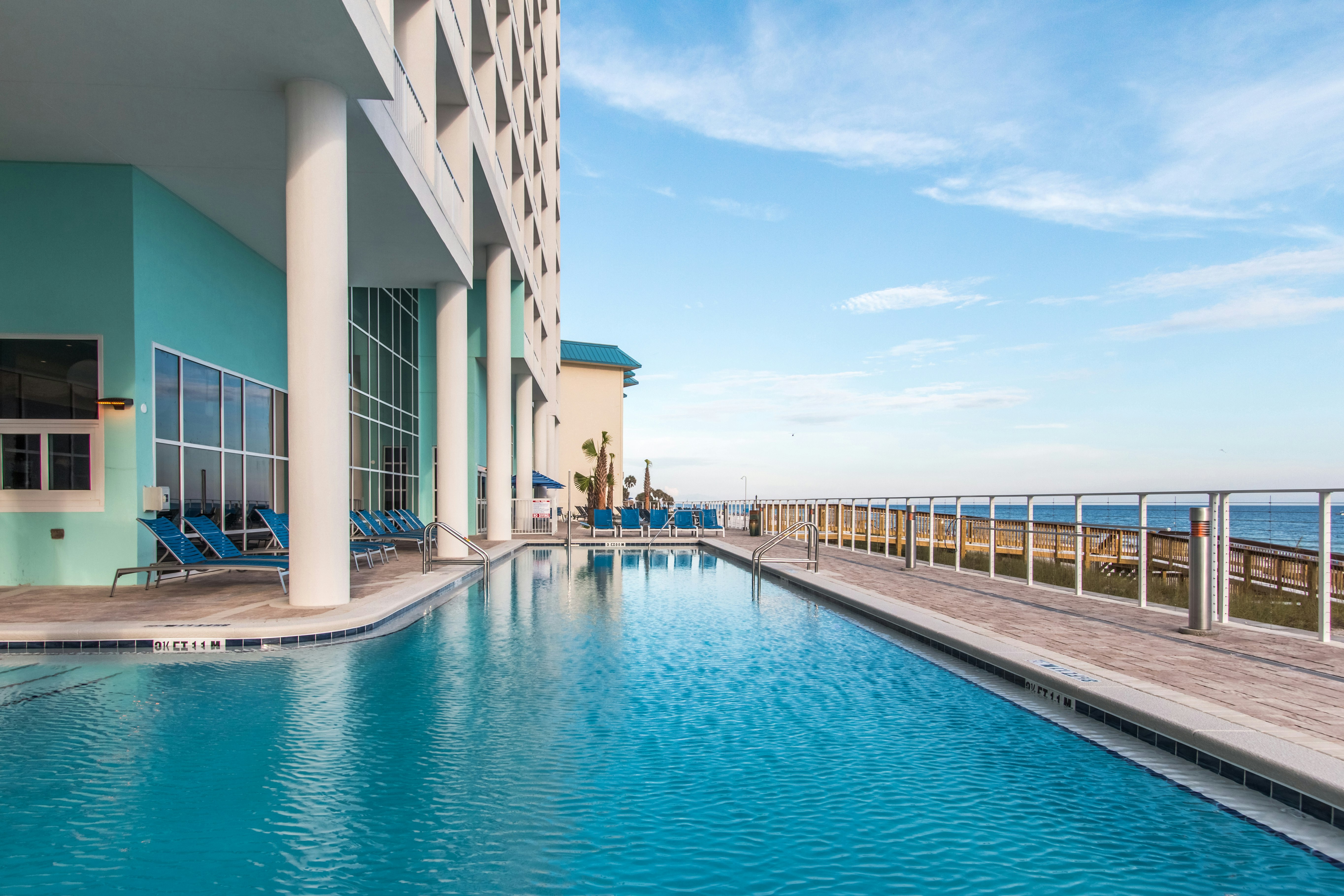 Hampton Inn & Suites Panama City Beach-Beachfront 33/33