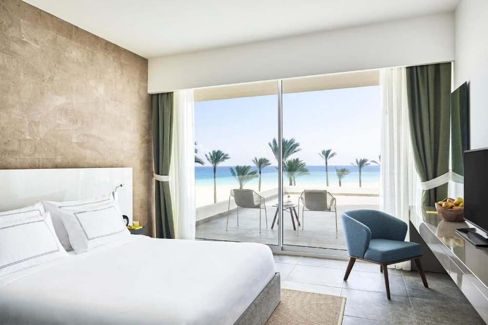 G, Suite, 2 Queen Beds, Sea View