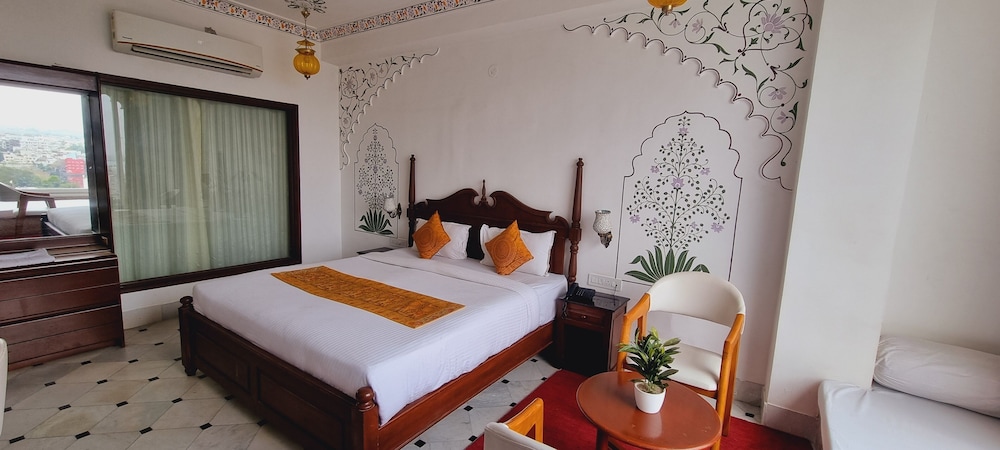 Hotel Darbargarh Udaipur 14/50
