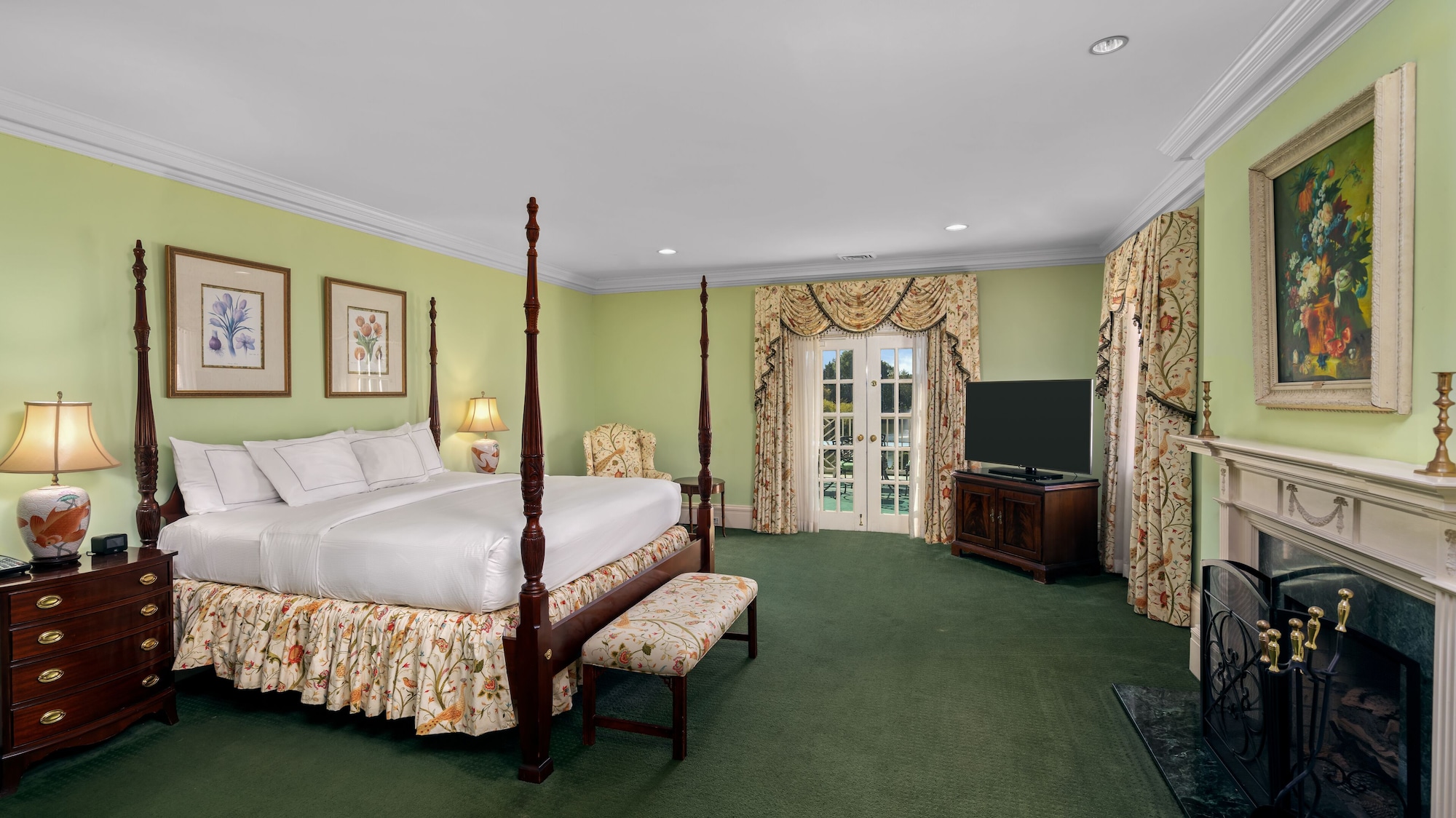 PRESIDENTIAL, SUITE, KING BED