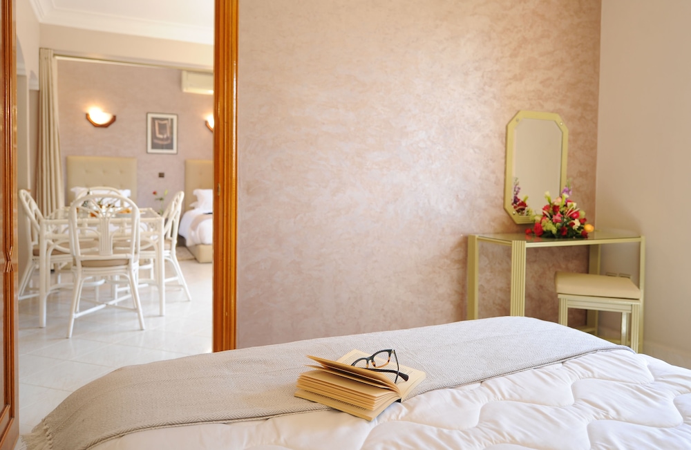 Appart Hotel Amina 33/59