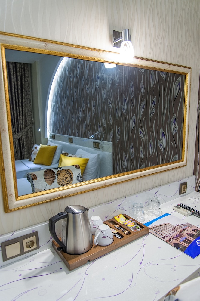 Dundar Hotel 10/48