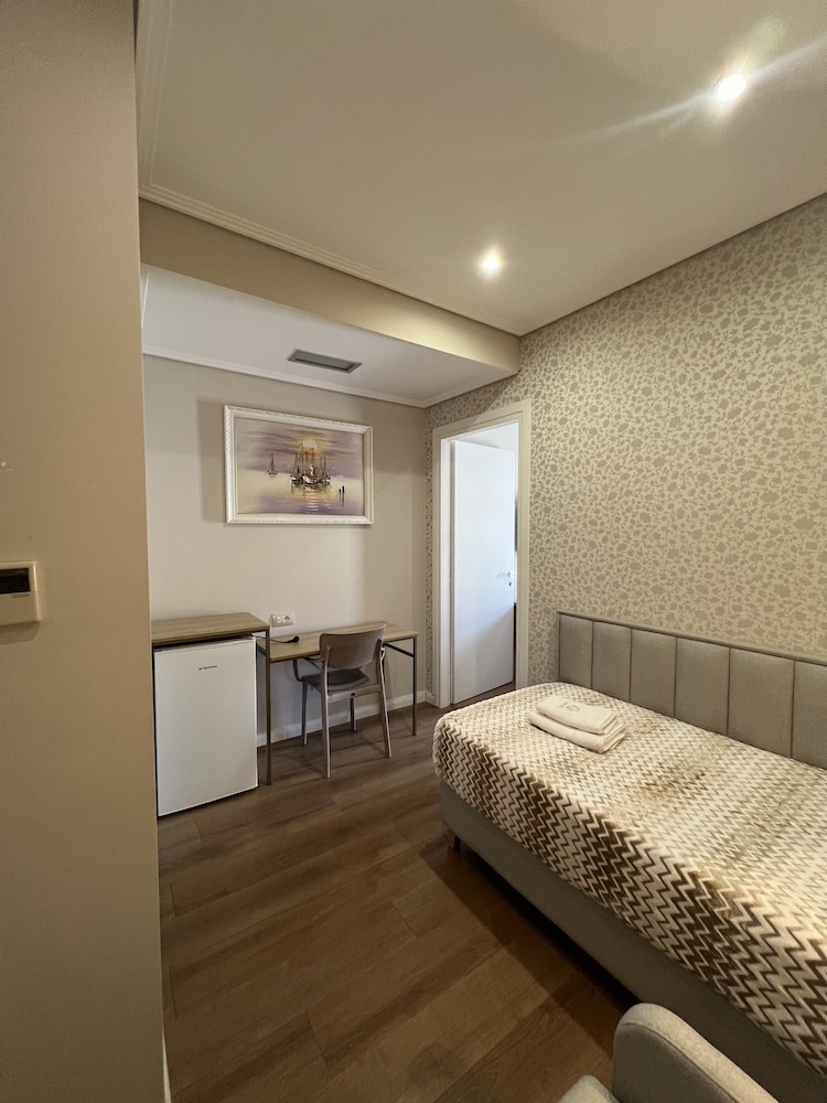 Class hotel 38/59